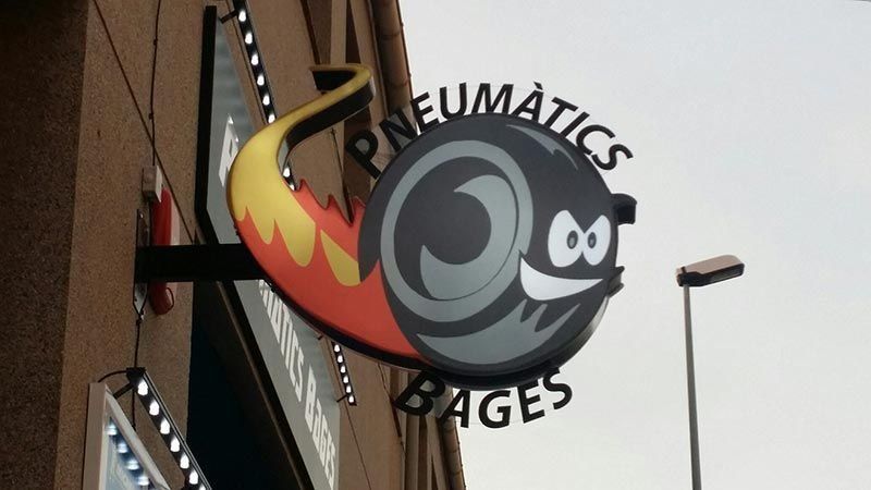 Banderolas en Manresa Banderolas en Manresa